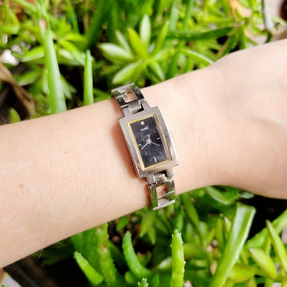 Vintage Guess Diamond Watch - Picture 3 of 10